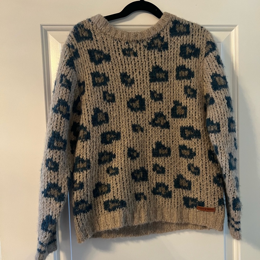 Cozy Knit Leopard Sweater - Beige and Navy